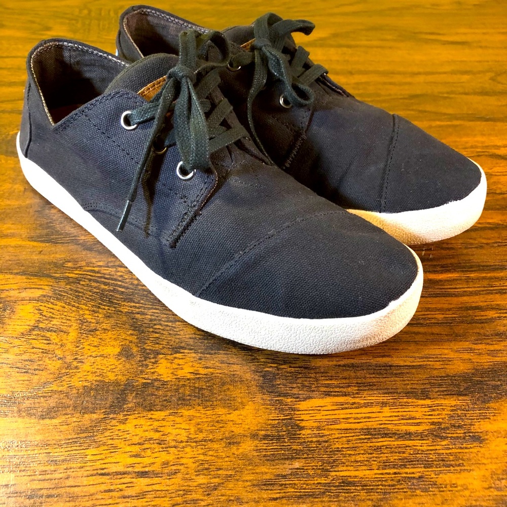 Toms Black Canvas Lace Up Men’s 9